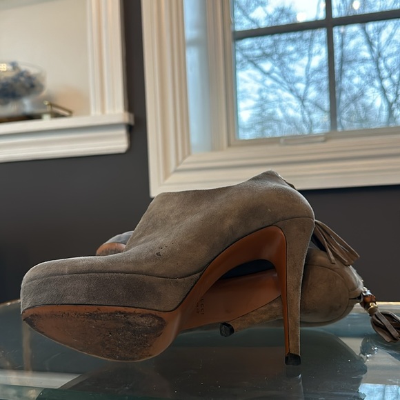 Gucci Grey Suede Bamboo Tassle Platform Size EU 38 - Picture 3 of 6